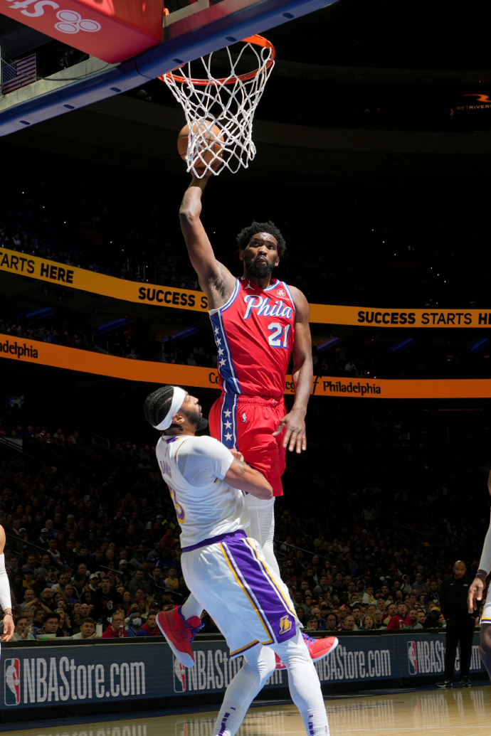 开云体验APP官网入口-巴黎圣日耳曼观众热烈欢呼！，西亚卡姆迎来三赛季出色发挥全场沸腾不已-开云体验APP官网入口