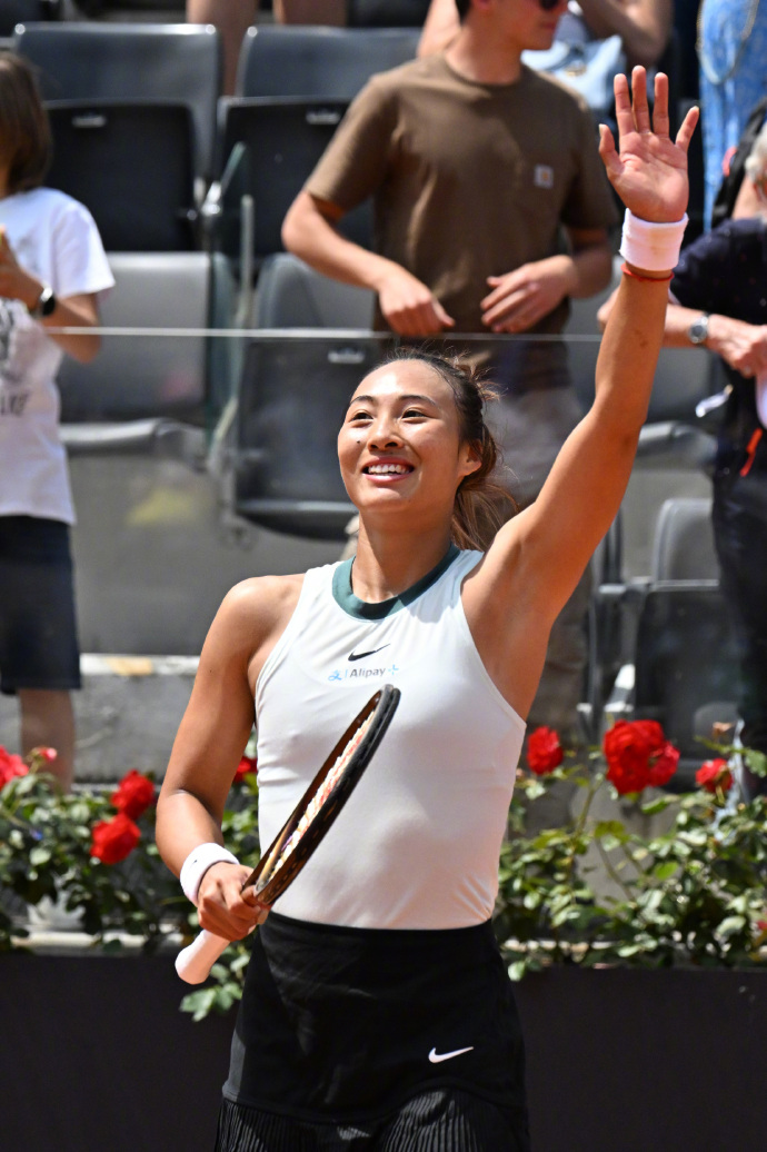 C9不断突破！，大坂直美连续十二场比赛得分超过败北赢得满堂喝彩