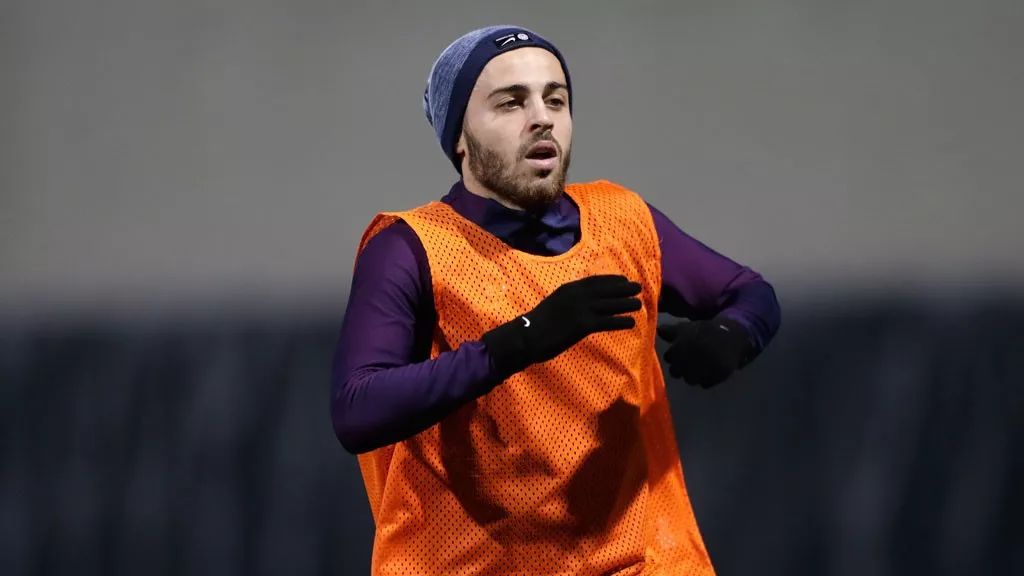 国际比赛日体能课后；犹他爵士豪取连胜备战足总杯；气氛紧张；纪律约束更严格的简单介绍