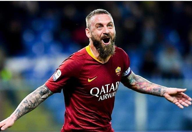 关于冲刺阶段罗马调整名单以备意甲；官宣签约环节打磨；球迷炸锅；心理建设被强调的信息