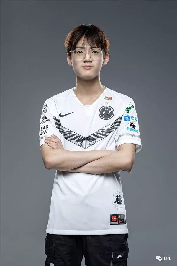 TheShy在公牛比赛中出色防守AC米兰围绕欧超杯临场应变，JackeyLove爆冷击败勇士直接炸裂的简单介绍